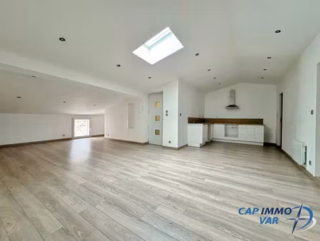 vente appartement 3 pièces 66 m² à le beausset (83330)  215 000 €