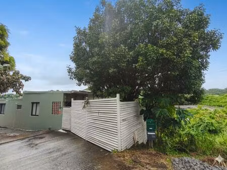 maison de 8 pièces en r+1  126 m² habitable  vue mer- acces mer proche ponton