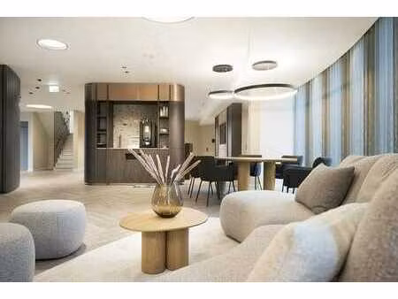 à louer : espaces de pratique modernes avec optimisation fis