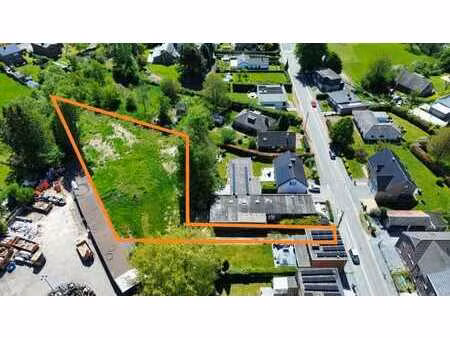 parcelle de terrain plat de +/- 2.263 m² en zone d'habitat