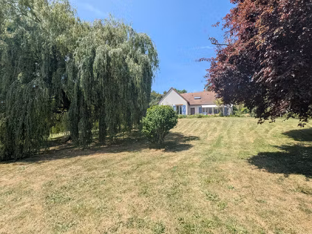 maison de campagne sur parc arboré !