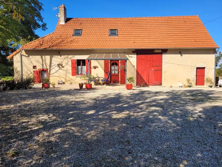 maison de campagne à 300m du 1er voisin !