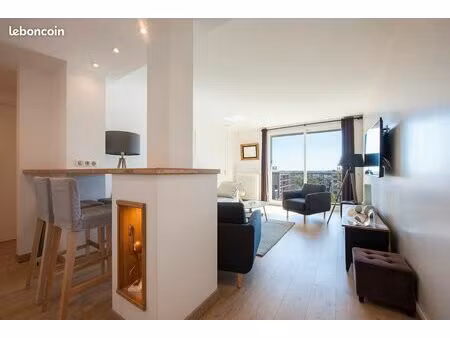 t4 refait à neuf  3 mois minimum