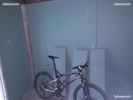 espace de stockage meubles entrepôt boulogne/mer