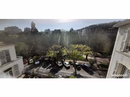 lumineux t5 duplex de 150m² face au parc sans frais d'agence