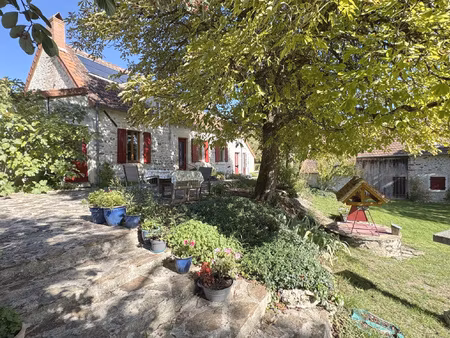 ensemble immobilie de 2 maisons prêtes à vivre  sans voisin