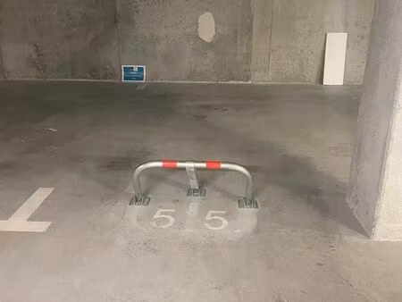 loue place de parking vertou en face du collège saint blaise