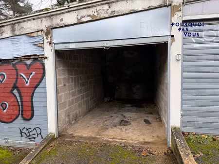 garage box fermé croix-rousse