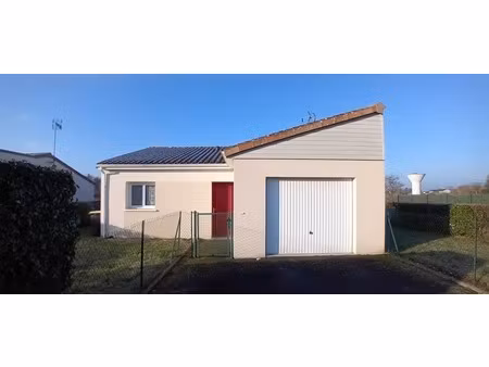 maison à vendre 3 pièces pleumartin (86)