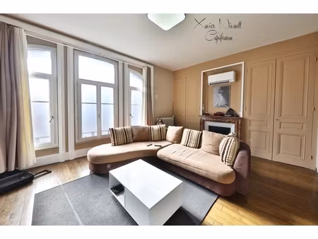 maison à vendre 7 pièces proche de saint trivier de courtes (01)