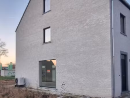 maison à louer à brunshaag 21 astene (rwc41468)