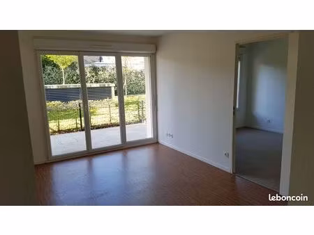 rare sur le secteur : t2 de standing avec terrasse au calme absolu