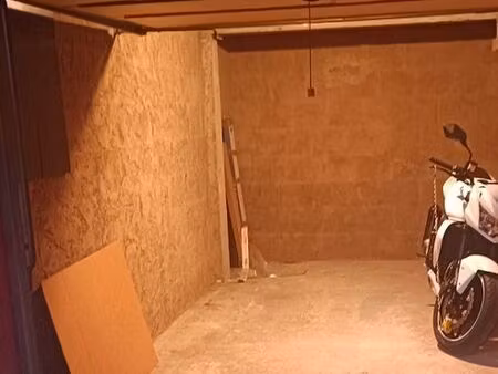 garage moto uniquement