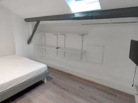 chambre toute charges comprises