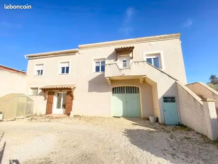 villa 7 pièces 262 m²