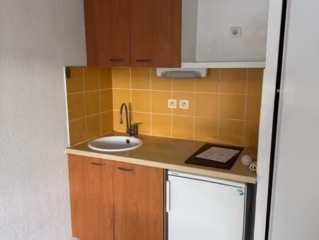 location studio frontignan 27m2 proche canal