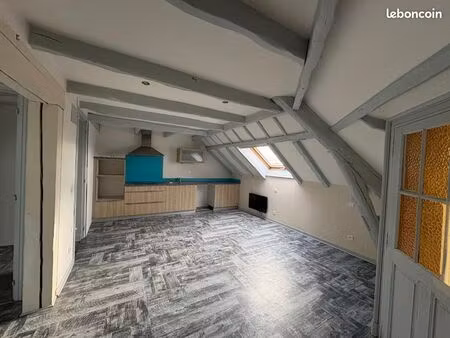 appartement t3 avec deux chambres  centre ville de rabastens de bigorre