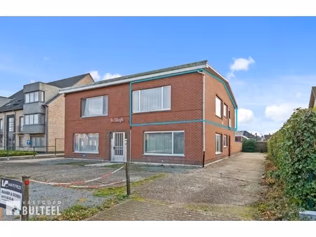 appartement te koop in stekene met 2 slaapkamers