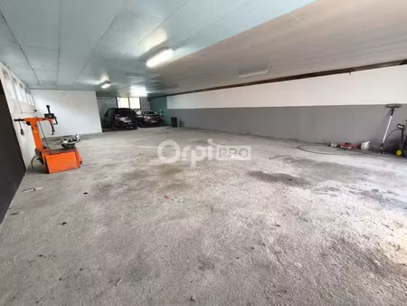 location bureau 210 m² à malemort (19360)