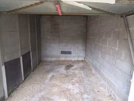 location garage 15 m² à dijon (21000)