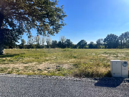 achat terrain 402m² st mars du desert 44850