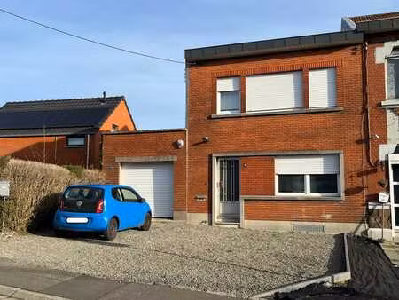 laveu - agréable maison 2 chambres avec garage et jardin