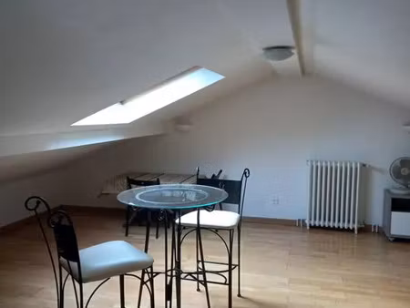 location appartement 1 pièce 20 m² à corbeil-essonnes (91100)