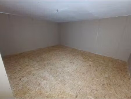 location box 25m² darney garde-meuble espace stockage privé self entrepôt hangar garage dé