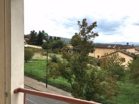 ds petit immeuble calme 69730 genay