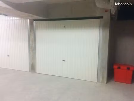 garage à louer meyzieu av de verdun