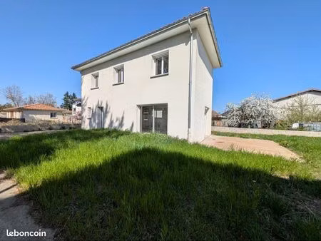 maison neuve 86m2 - jardin  terrasse  grand garage - 3 ch. - colombier-saugnieu