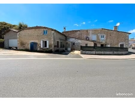 maison de bourg – 8 pièces – 190 m² – fort potentiel