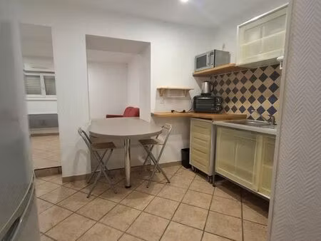 studio 37m2 idéal personne seule et calme