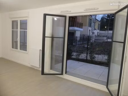 studio à louer - orgeval 720