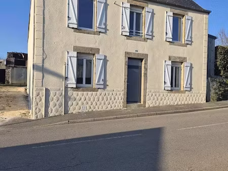 vente maison 8 pièces 135 m² à saint-ségal (29590)  272 000 €