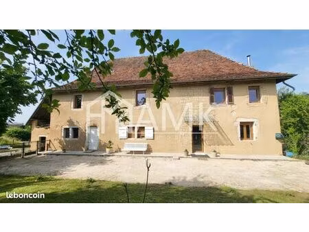 maison 8 pièces 150 m²