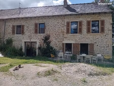 maison à la campagne