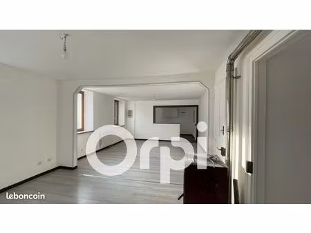 appartement 6 pièces 188 m²