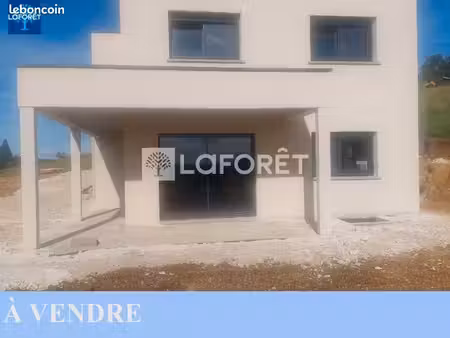 maison 6 pièces 174 m²