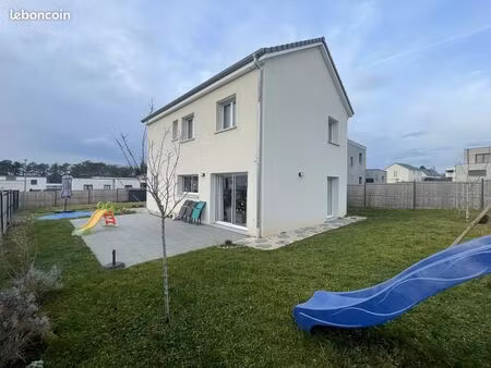 maison 5 pièces 107 m²