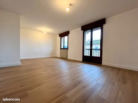 superbe t3 de 74 m² à lorp-sentaraille