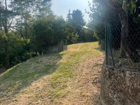 vends terrain constructible sur annonay 550 m2 soit 125 le m2