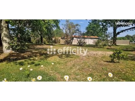 terrain 1 050 m² le porge