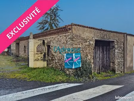 bâtiment 1 pièce 60 m²