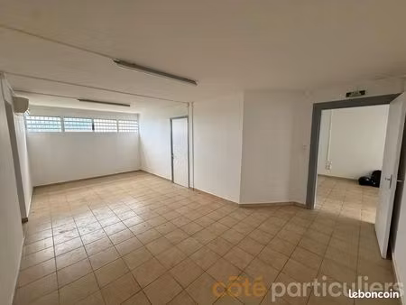 local commercial 64 m² saint denis