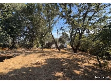 terrain constructible berre les alpes