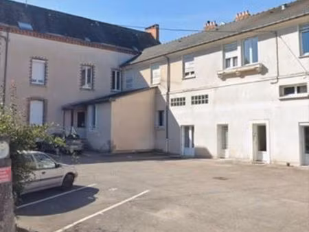 hyper centre segré – investissement locatif rentable 6 5 % + parking privé