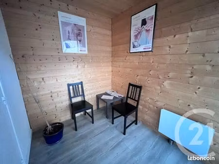 local commercial 70 m²