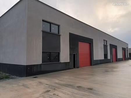 local d'activite 444 m² val-de-reuil