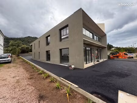 location bureaux neufs porticcio 64 m2